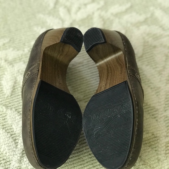Dansko Riki Brown Leather Clogs - Picture 5 of 7